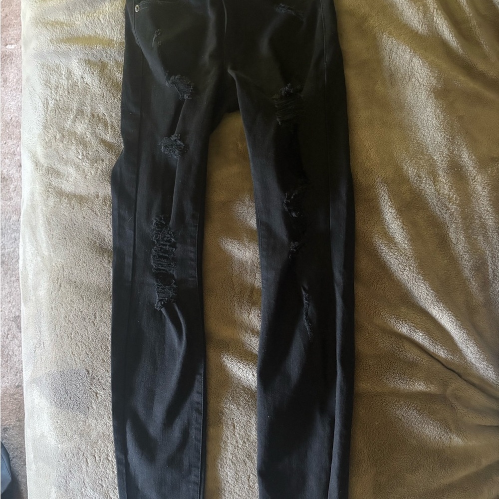 Black Aeropostale new with tags never worn high rise jeans